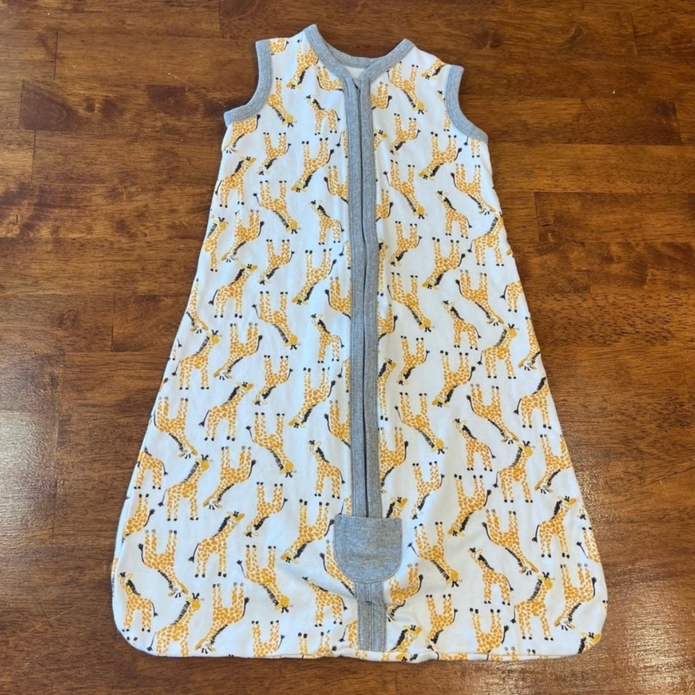 Burt's Bees Baby White Sleeveless Sleep Sack with Yellow Giraffe Print